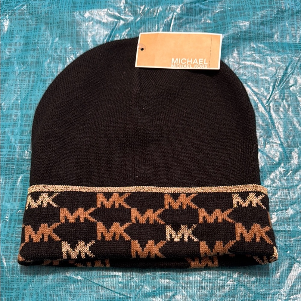 Michael Kors hat